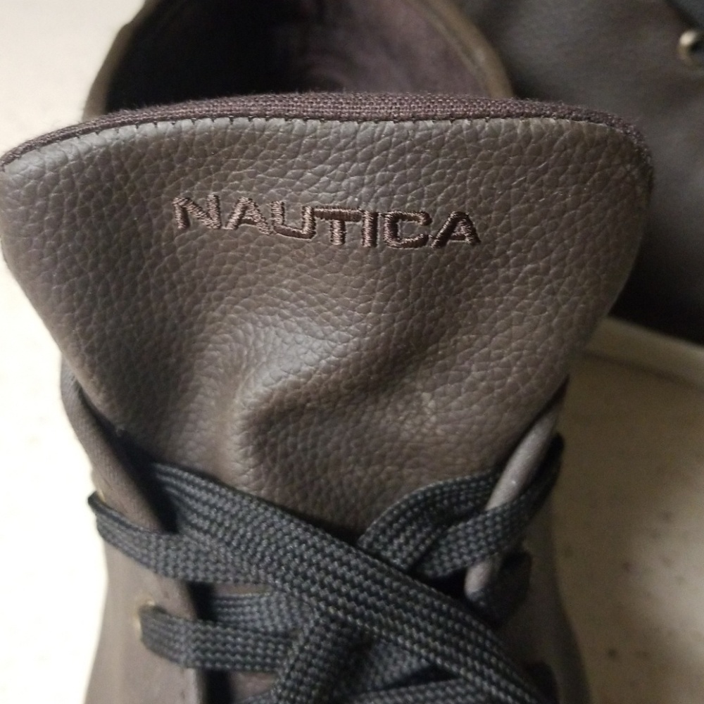 Shoes - Picture 4 of 5